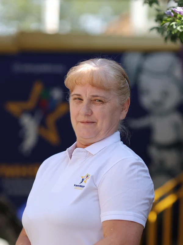 Umnyashka staff member